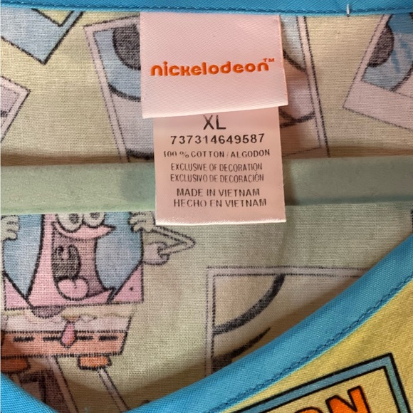 SpongeBob Nickelodeon Nurse Hospital Uniform Scrub Top V neck size XL Happy Face - Picture 3 of 4